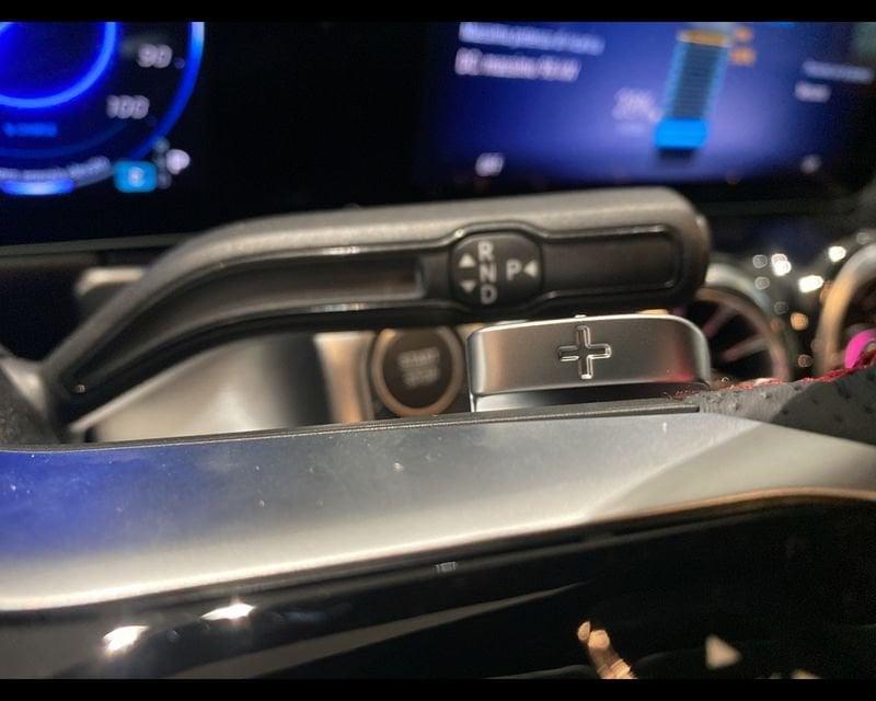 Mercedes-Benz EQB 250+ AMG Line Advanced