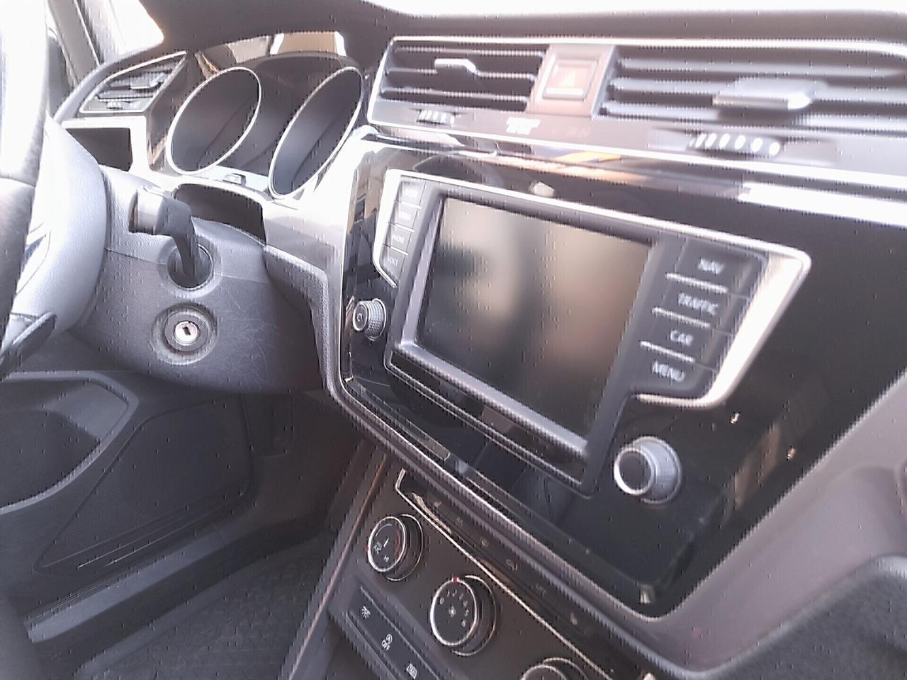 Volkswagen Touran 7 POSTI 2.0 115cv AUTOMATICO