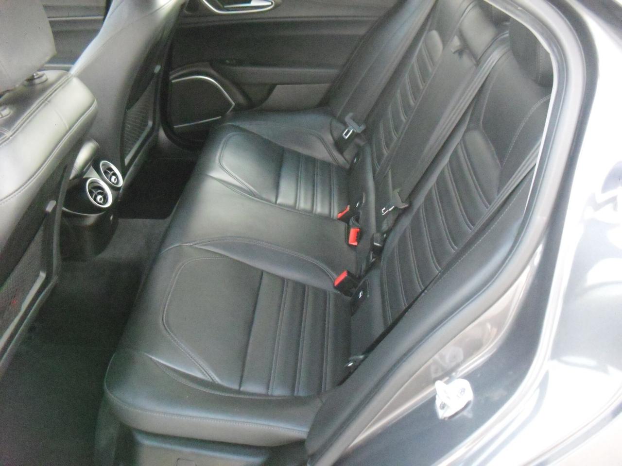 Alfa Romeo Giulia 2.2 Turbodiesel 190 CV AT8 Executive, MOTORE NUOVO DA CASA MADRE!!