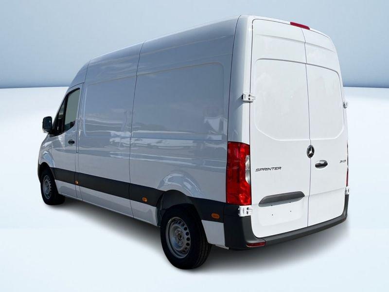 Mercedes-Benz Sprinter 211 CDI F 39/30