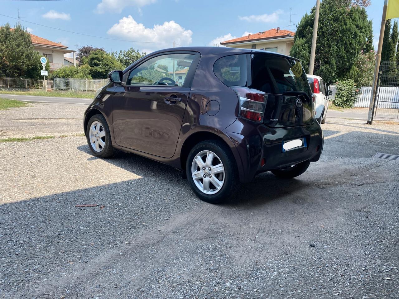 Toyota iQ 1.0 Multidrive OK NEOPATENTATI