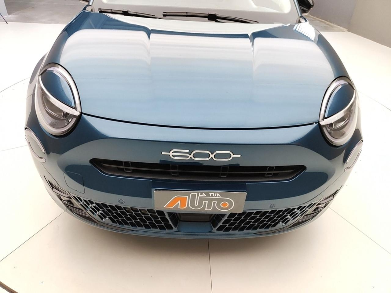 FIAT 600 IV 2023 1.2 MHEV 110CV DCT LA PRIMA