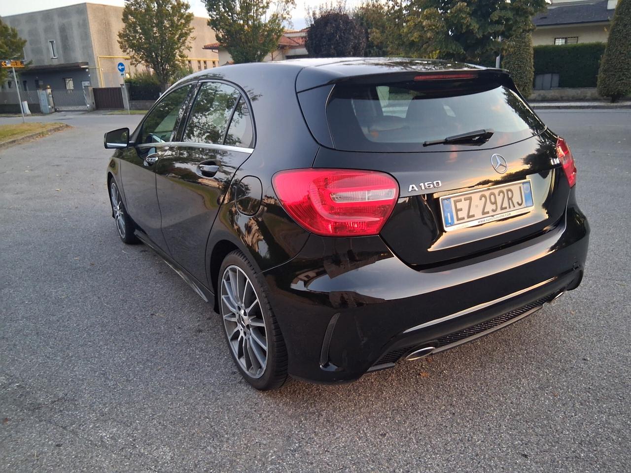 CELL 320 147 1147 WUATSAPP WUATSAPP 3276540940 A 160 CDI Automatic Dark Night Edition