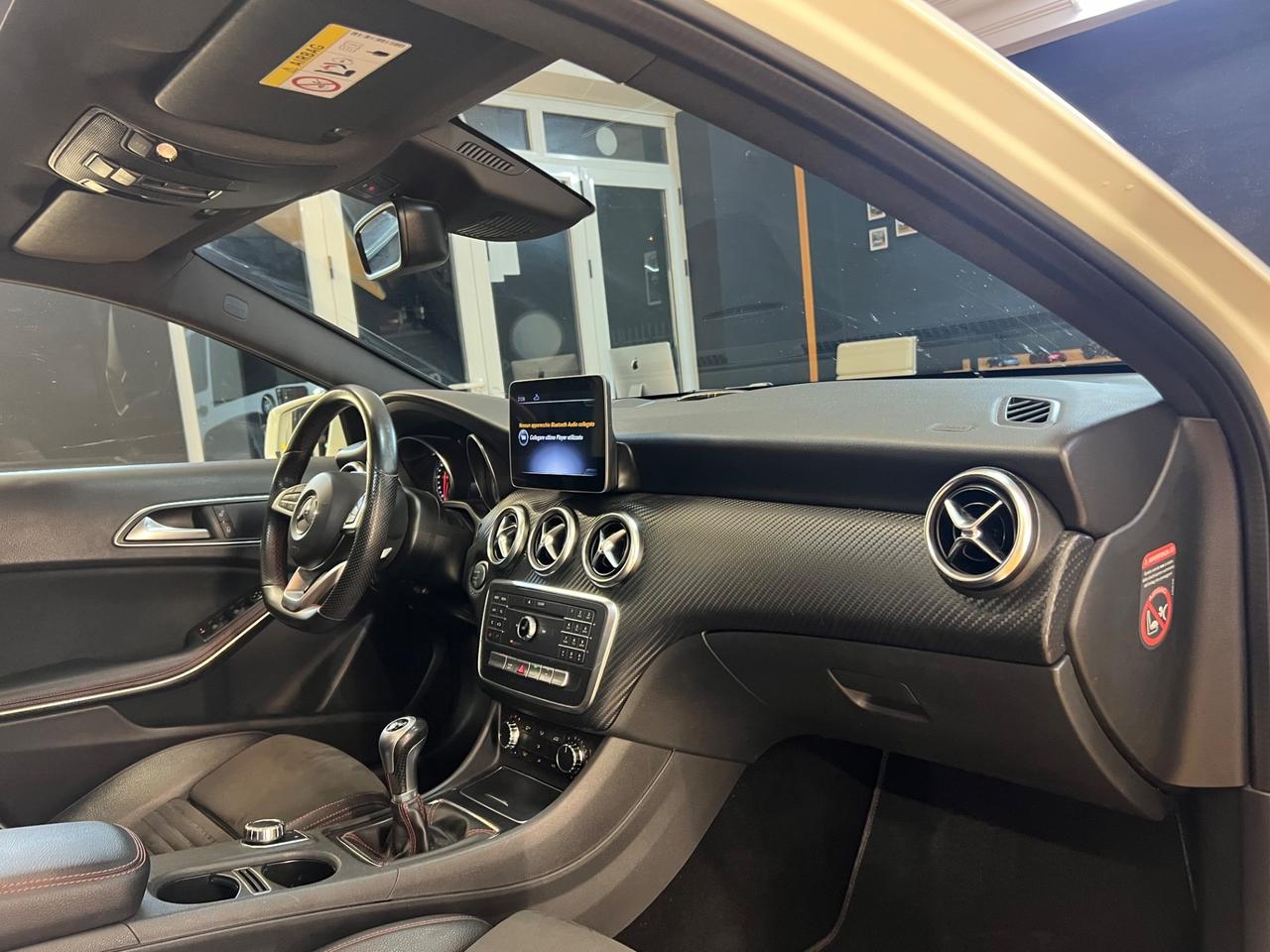 Mercedes-benz A 180 d Premium AMG