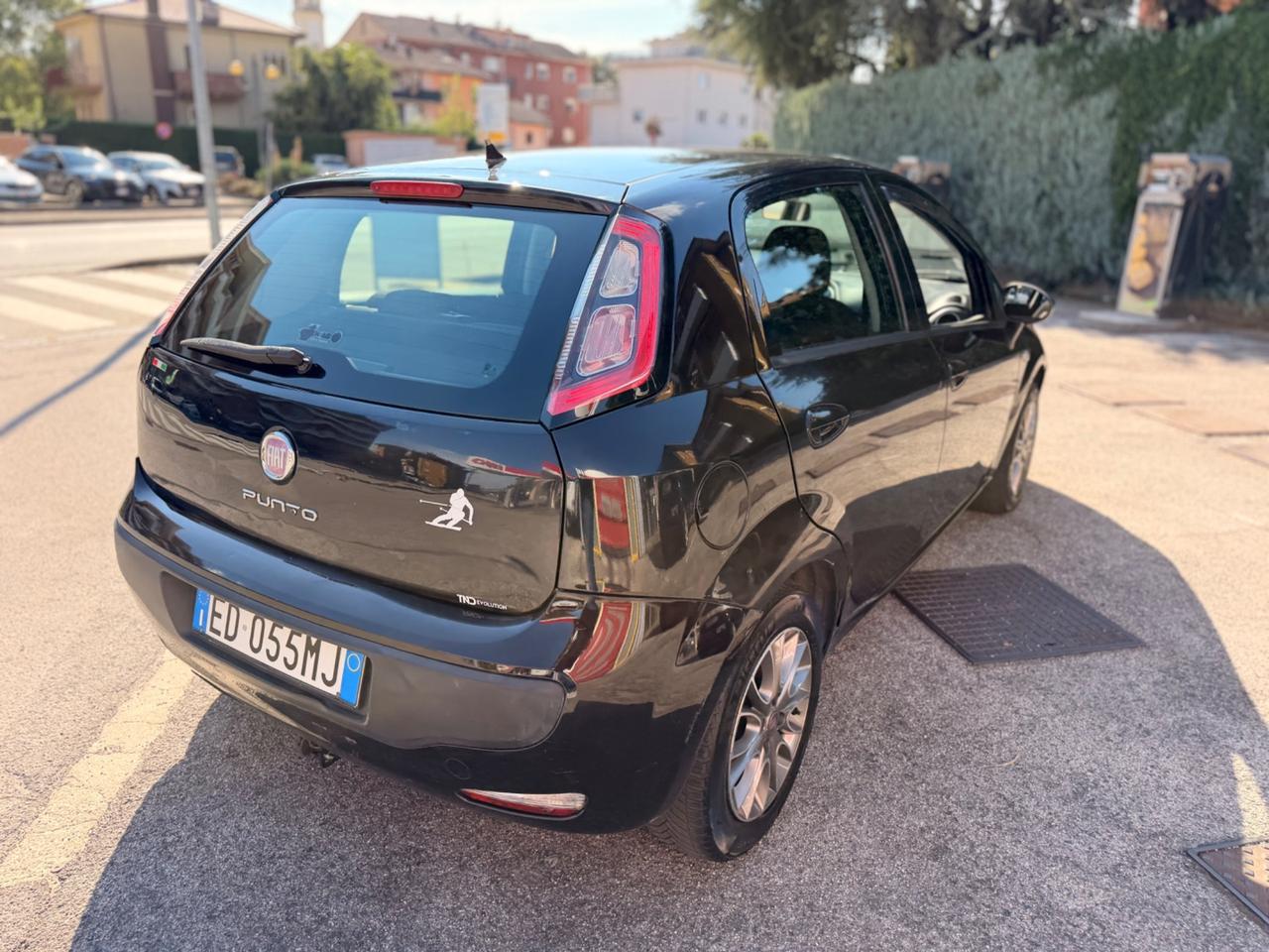 FIAT PUNTO evo 1.3MJT NEOPATENTATI GANCIO TRAINO