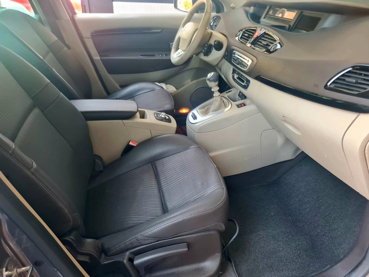 Renault Scenic 1.5 dCi 110CV *NAVI*GANCIO*TETTO**