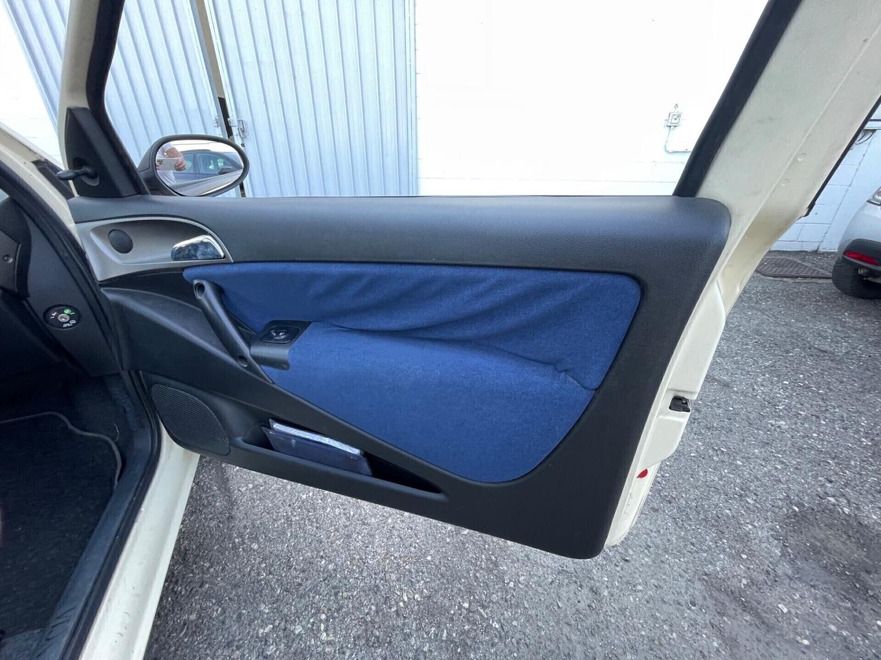 Lancia Ypsilon 1.2 Oro