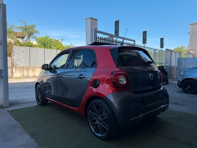 Smart ForFour 90 0.9 Turbo Brabus