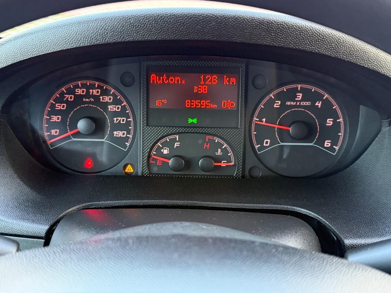 Peugeot Boxer 335 2.2 BlueHDi 140 S&S PC Cabinato