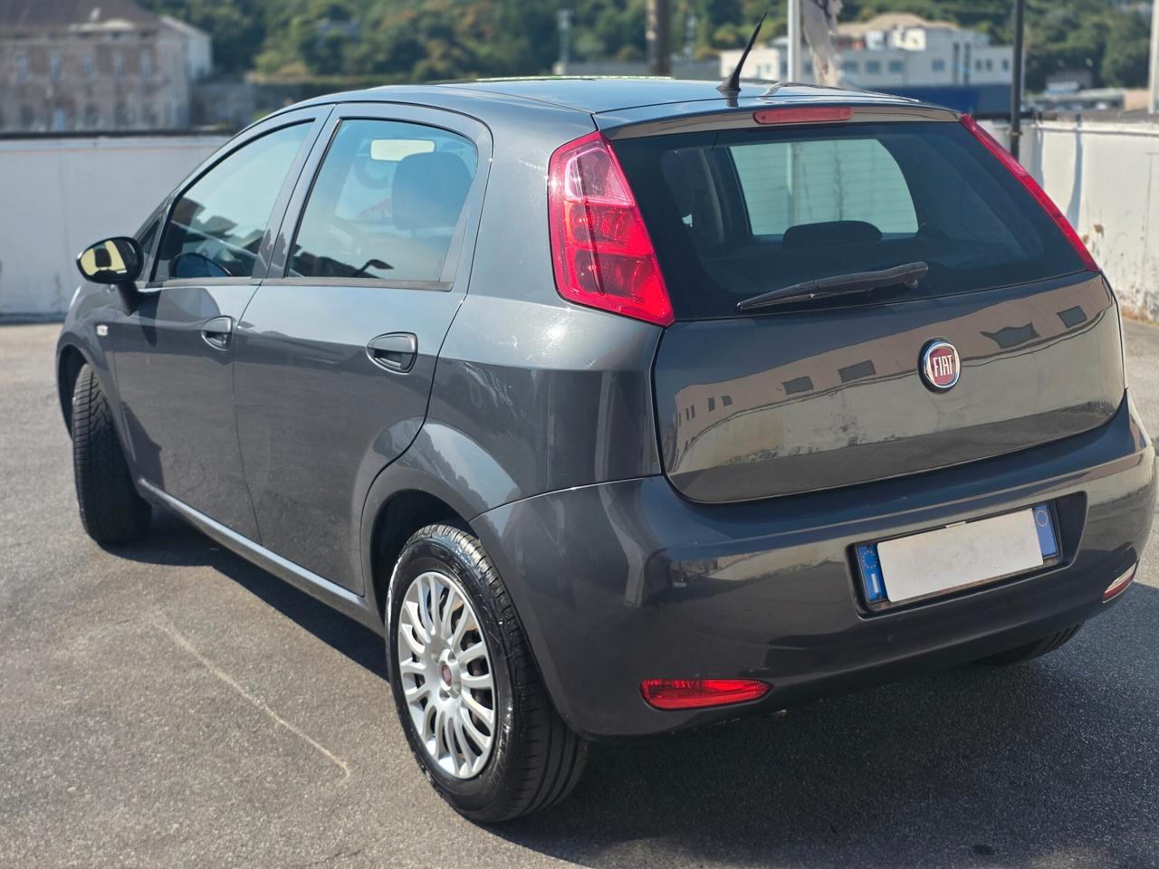Fiat Punto 1.4 8V 5 porte Easypower Street