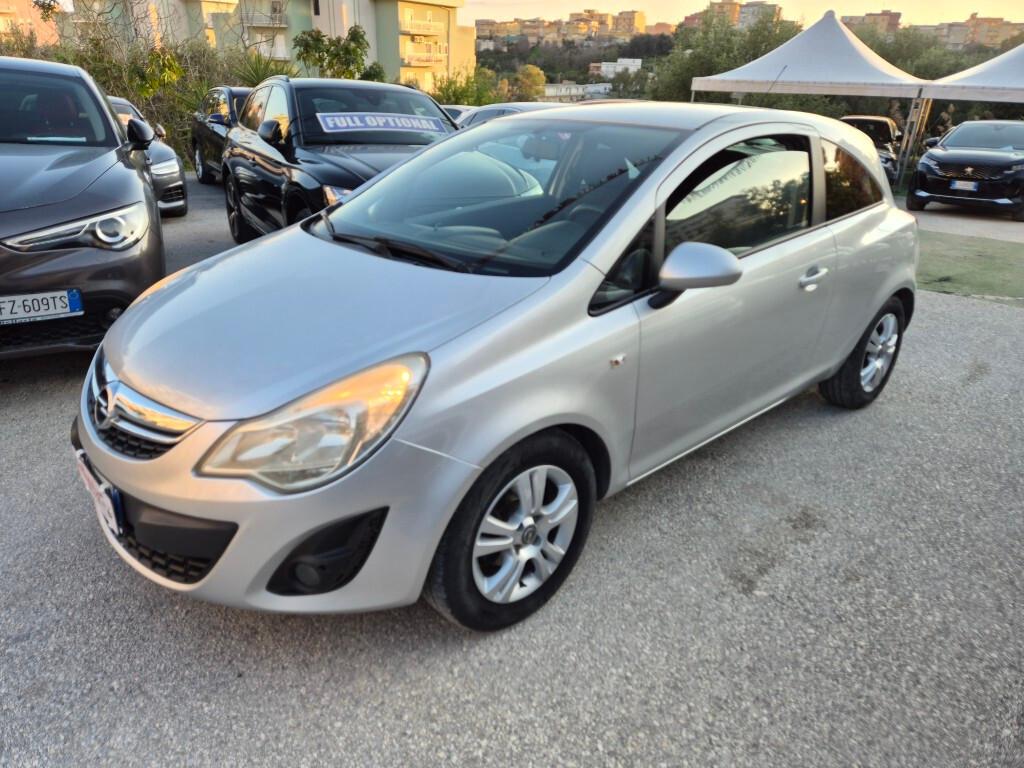 Opel Corsa 1.3 MJTD 95CV 3porte UNICO PROPRIETARIO