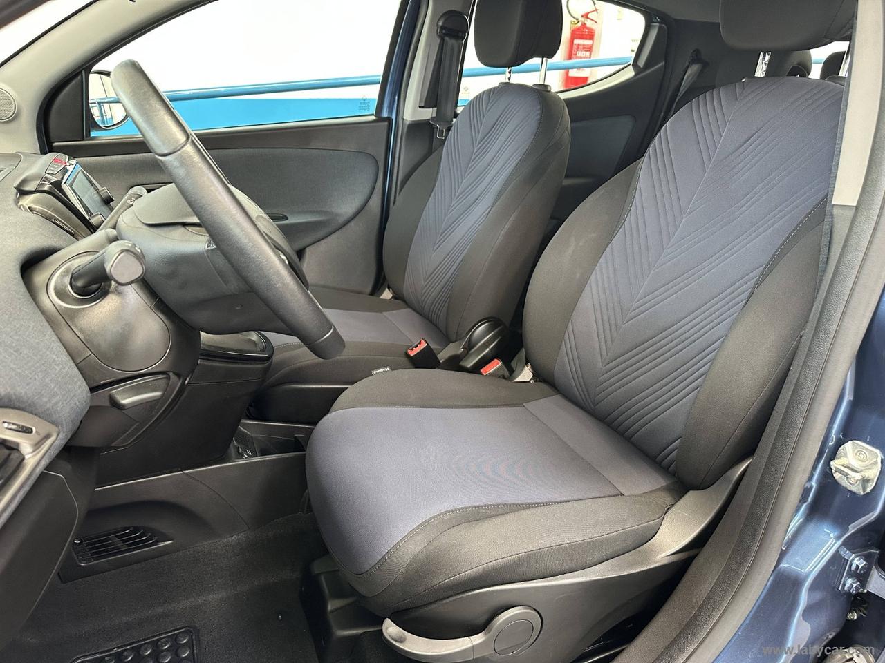 LANCIA Ypsilon 1.0 FireFly 5p.S&S Hybryd Gold