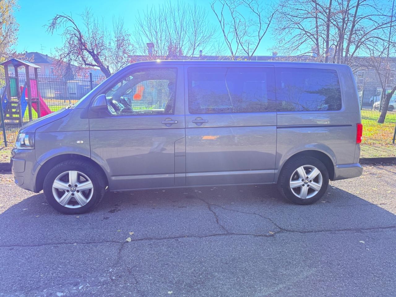 VW Multivan - PARI AL NUOVOOO 160 MILA -OK PERMUTE