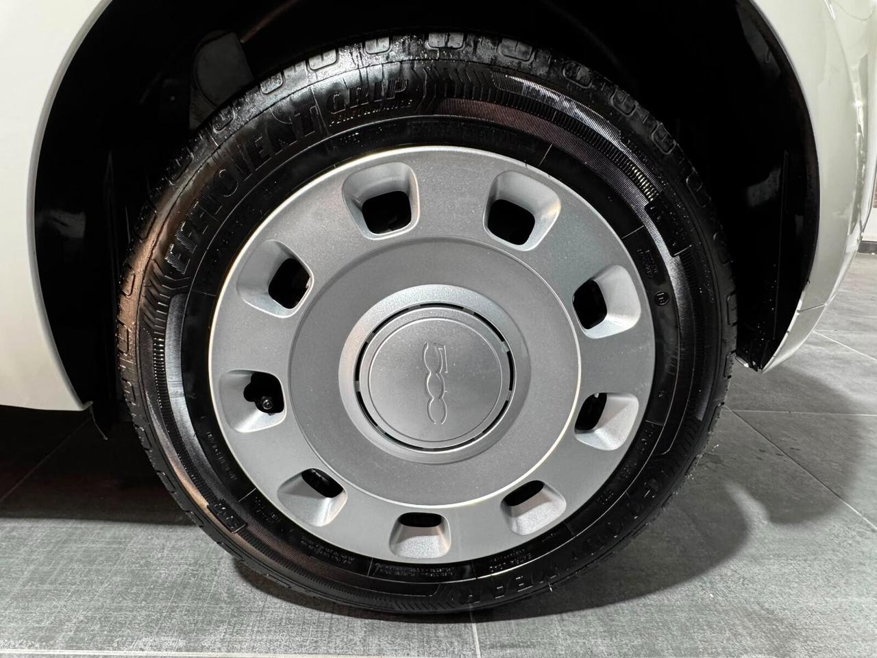 Fiat 500 1.0 Hybrid 70 CV 9074 KM
