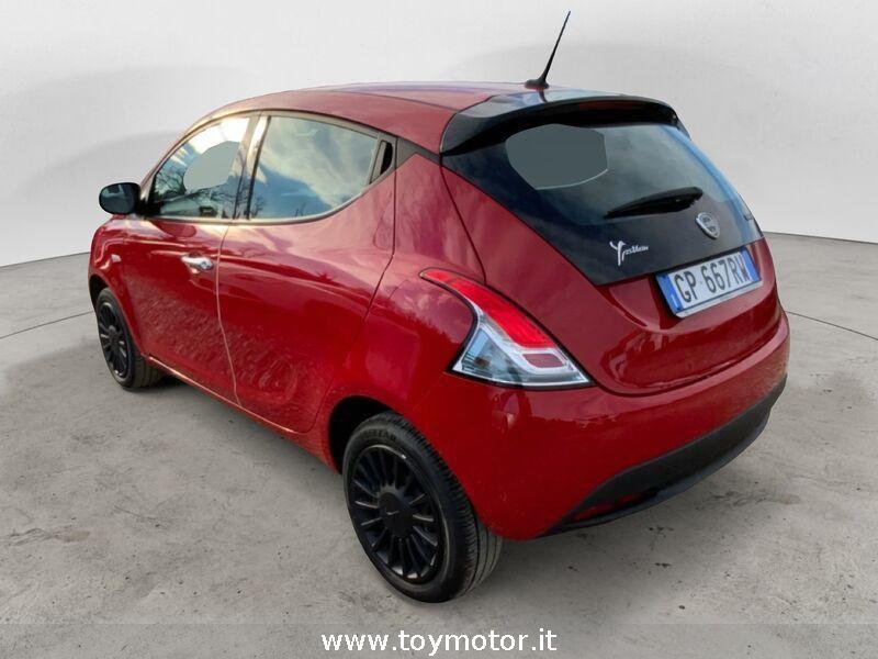 Lancia Ypsilon 3ª serie 1.0 FireFly 5 porte S&S Hybrid Silver