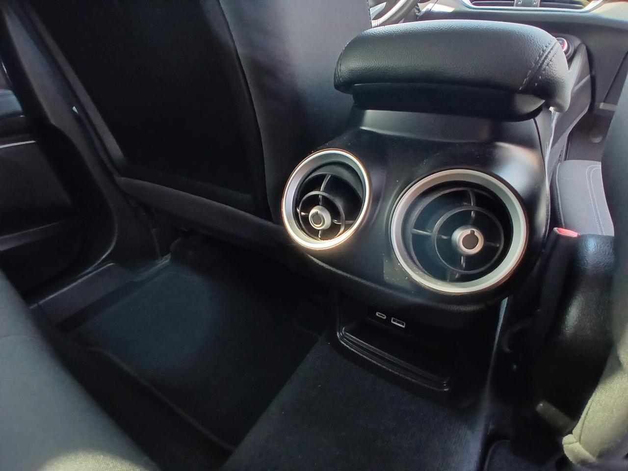 Alfa Romeo Stelvio 2.2 Turbodiesel 190CV AT8 Q4 Business
