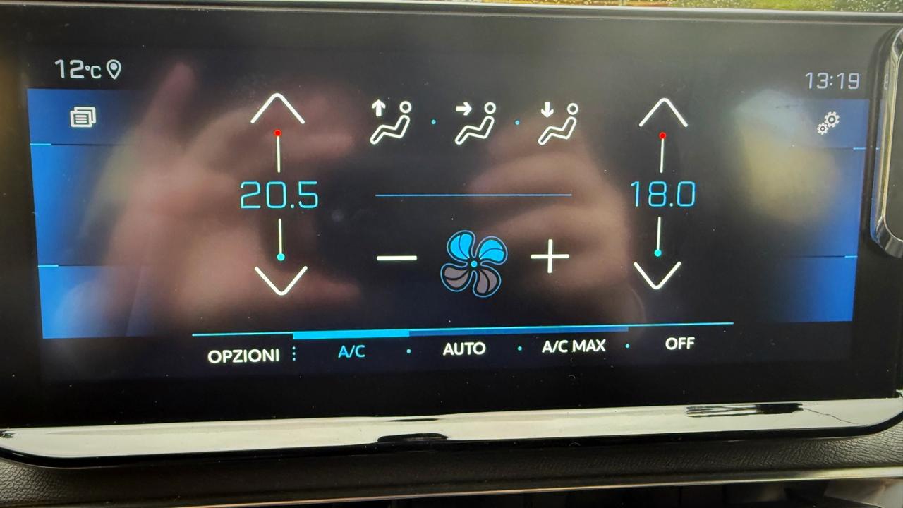 Peugeot 3008 1.5 Hdi EAT8 Business - 2021