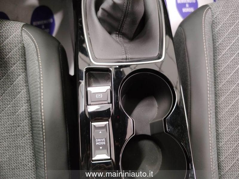 Peugeot 2008 1.2 100cv Allure + Car Play "SUPER PROMO"