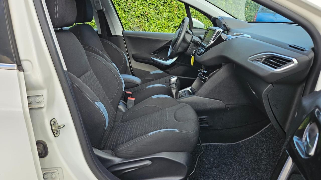 Peugeot 208 1.4 HDi 68 CV Allure EURO5B
