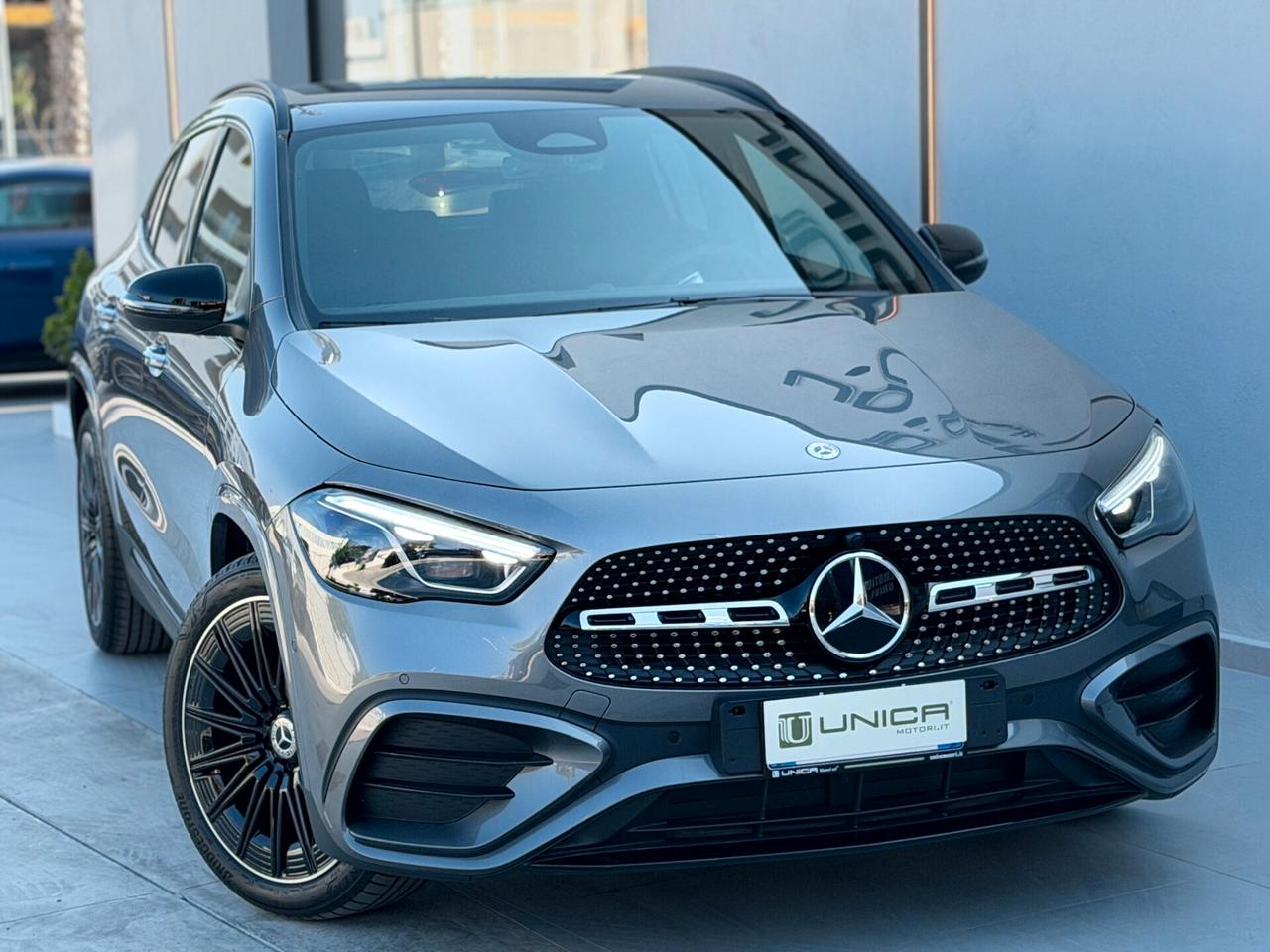 Mercedes-benz GLA 200 d 2.0 150 CV KM0 AMG Premium Plus IVA ESPOSTA
