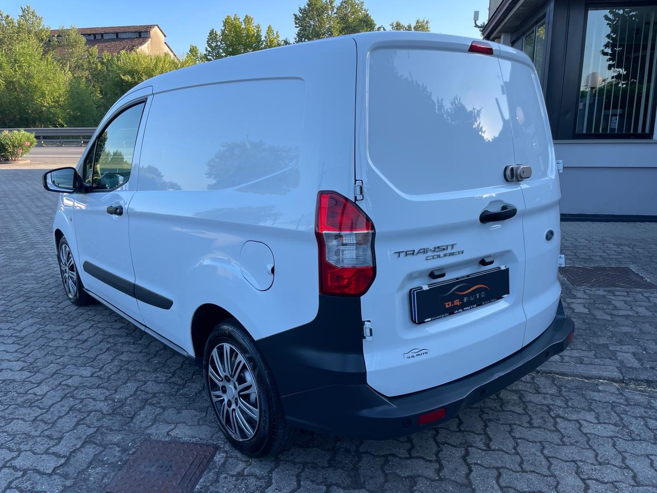 Ford Transit Courier 1.5 TDCi 75CV