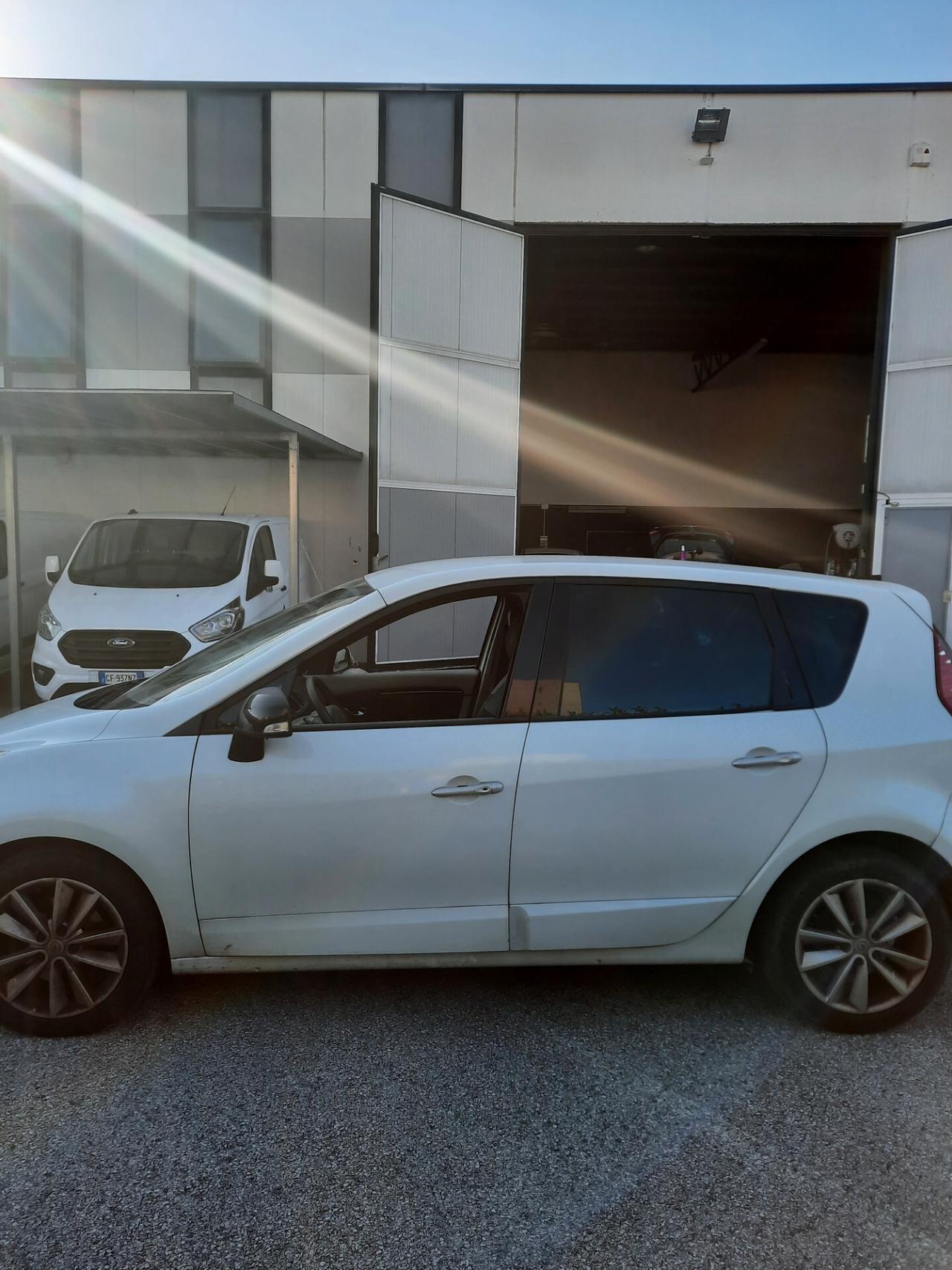Renault Scenic Scénic X-Mod 1.5 dCi 110CV Luxe