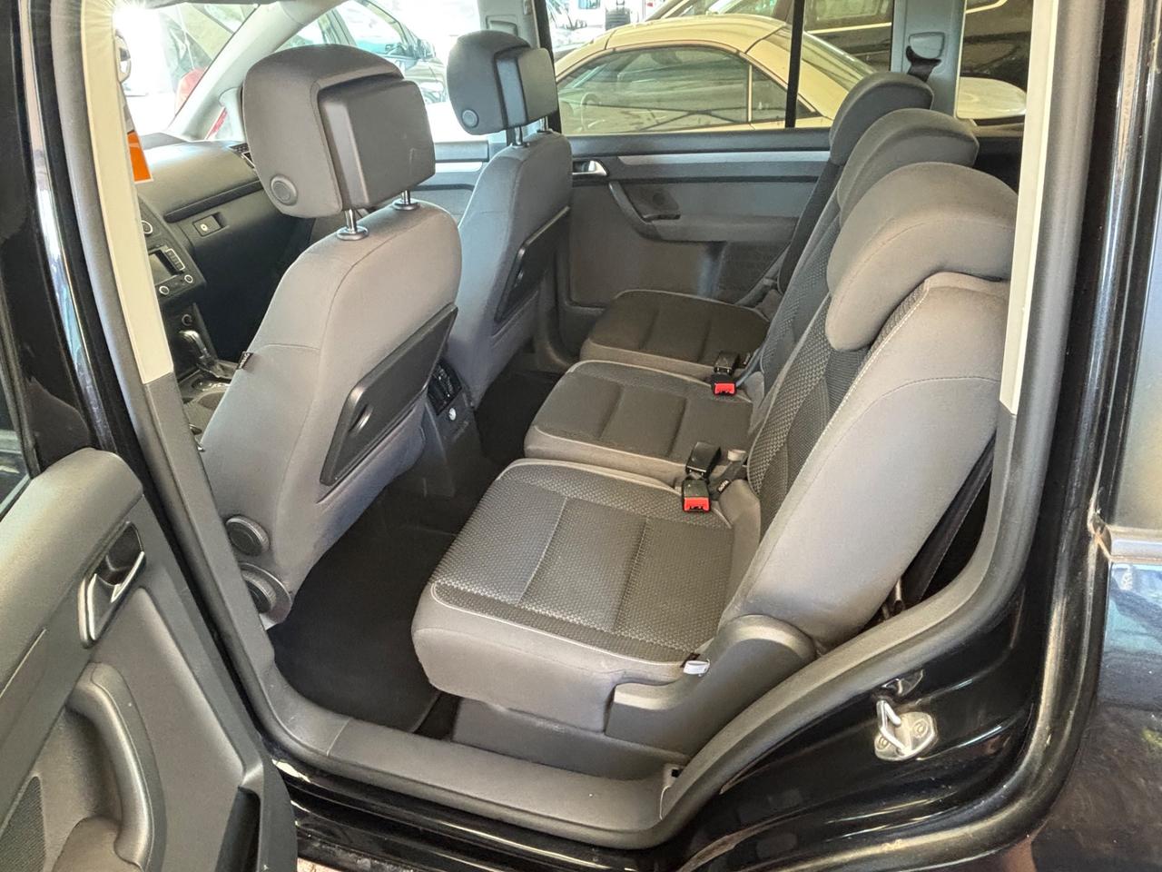 Volkswagen Touran 1.6 TDI DSG Comfortline