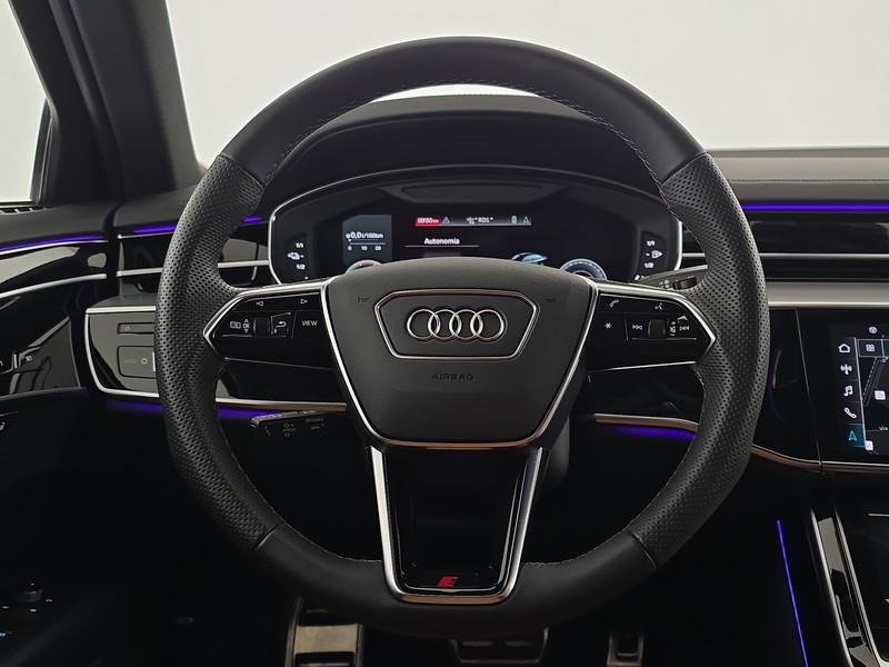 Audi A8 60 3.0 tfsi e quattro tiptronic