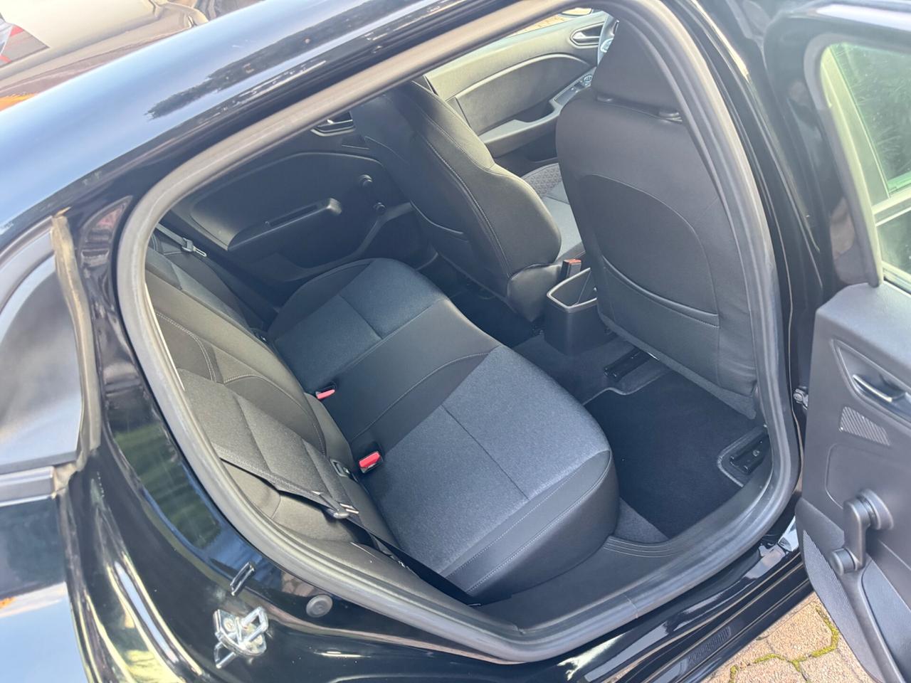 Renault clio 4 posti