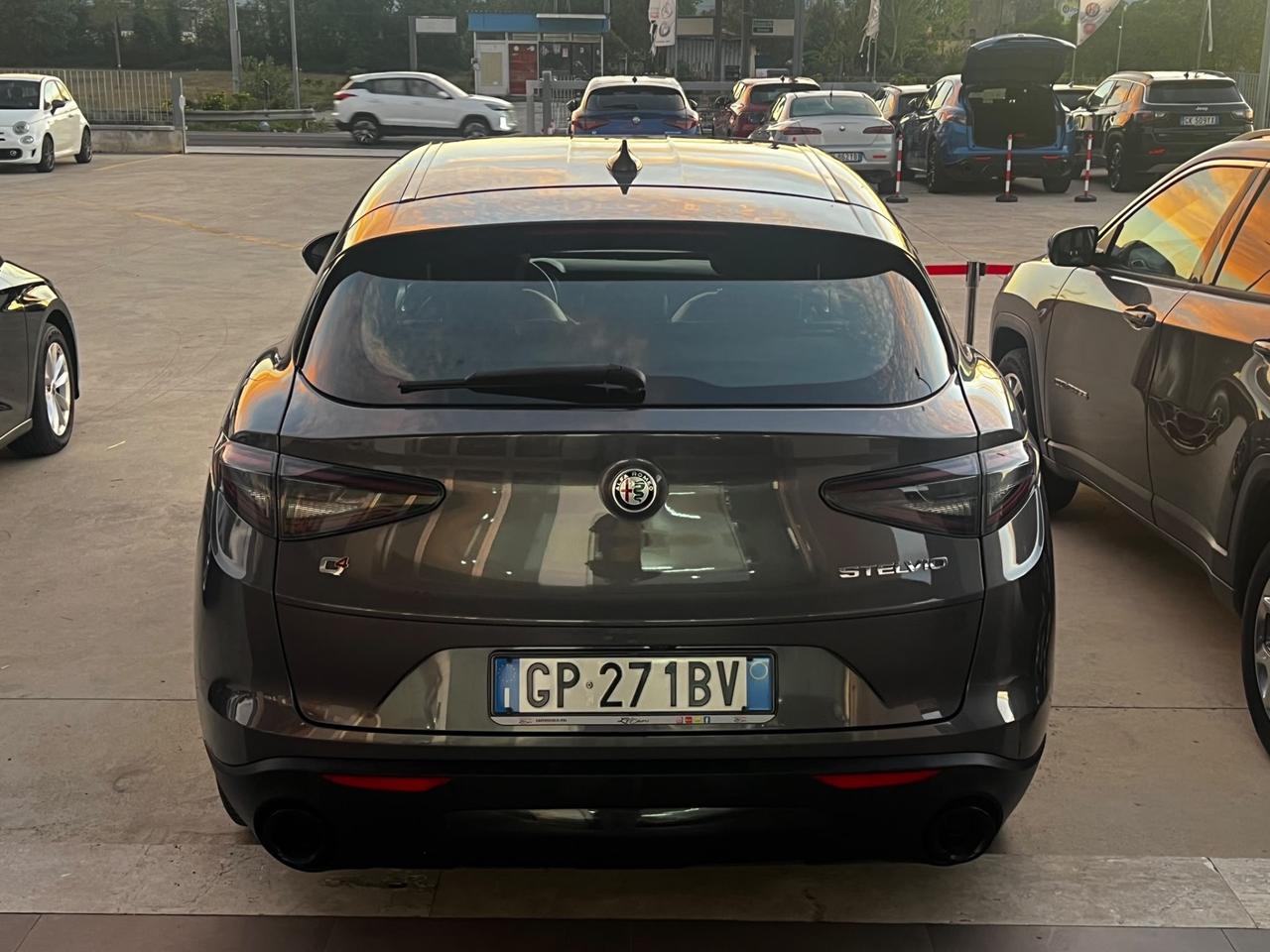 Alfa Romeo Stelvio 2.2 Turbodiesel 210 CV AT8 Q4 Sprint