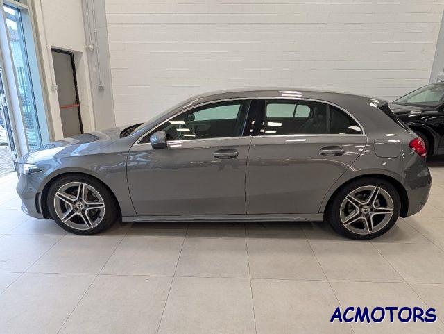 MERCEDES-BENZ A 180 d Automatic Premium