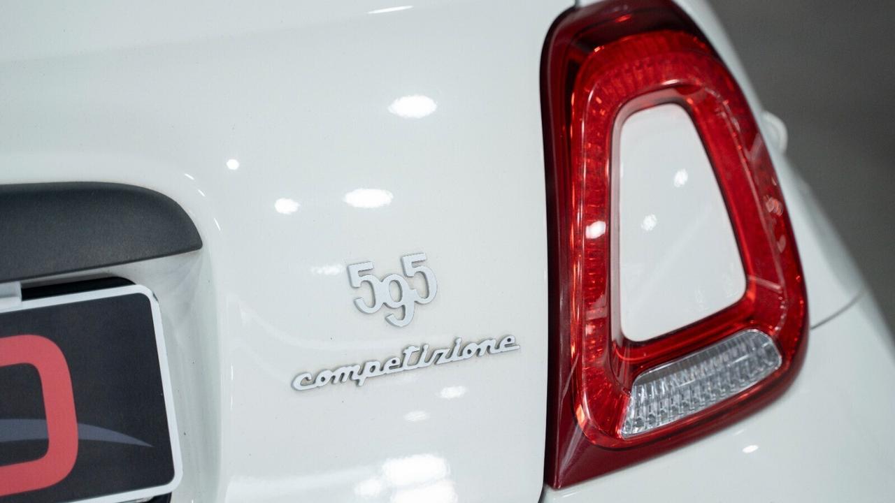 Abarth 595 Competizione 1.4 TJET 180CV AUTO SABELT BEATS CARBONIO AKRAPOVI
