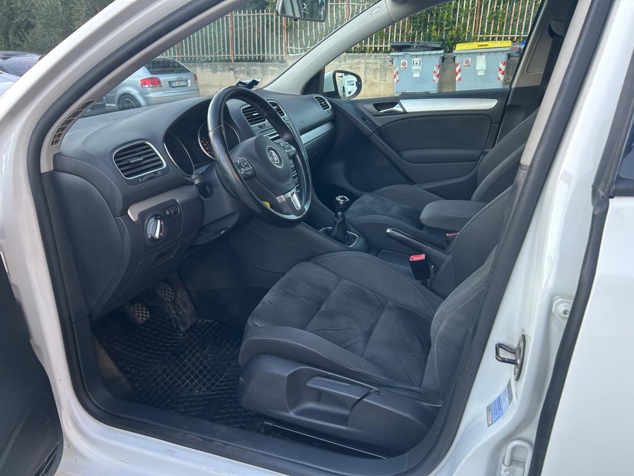 Volkswagen Golf 1.6 TDI DPF 5p. Highline