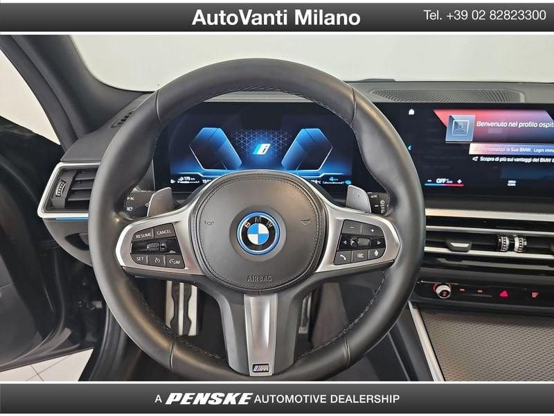 BMW Serie 3 330e Touring Msport
