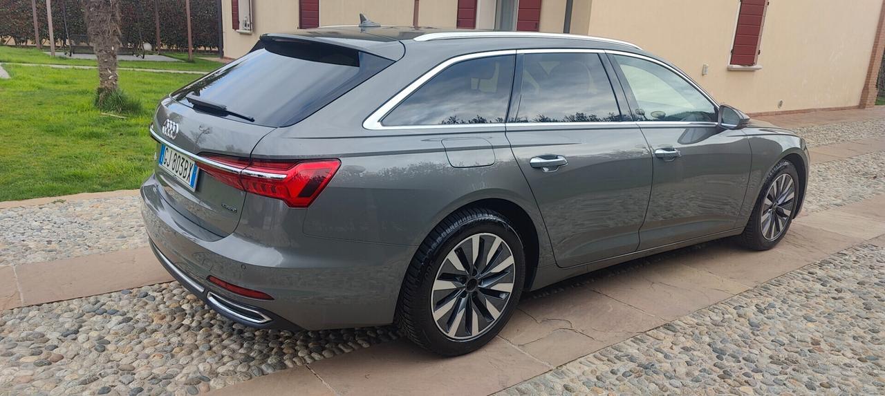 Audi A6 Avant 40 2.0 TDI quattro ultra S tronic Business Design