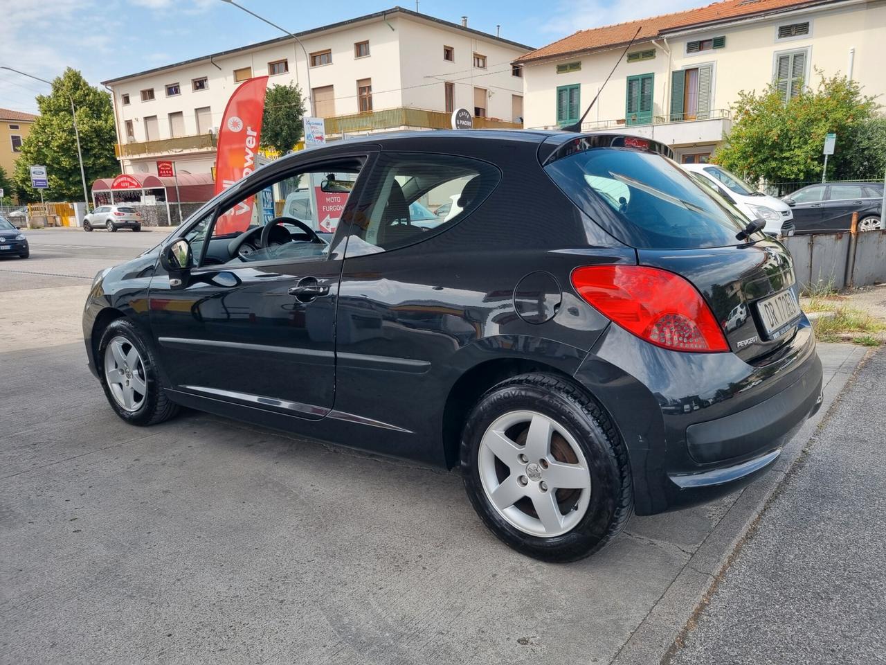 Peugeot 207 1.4 HDi 70CV 3p. XS