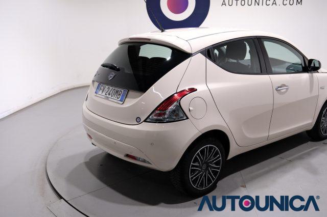 LANCIA Ypsilon 1.2 69 CV 5 PORTE S&S GOLD NEOPATENTATI