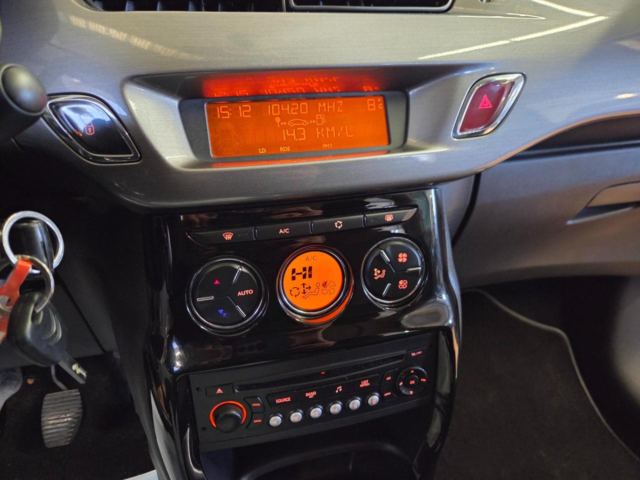 Citroen C3 1.4 vti Exclusive (exclusive style)