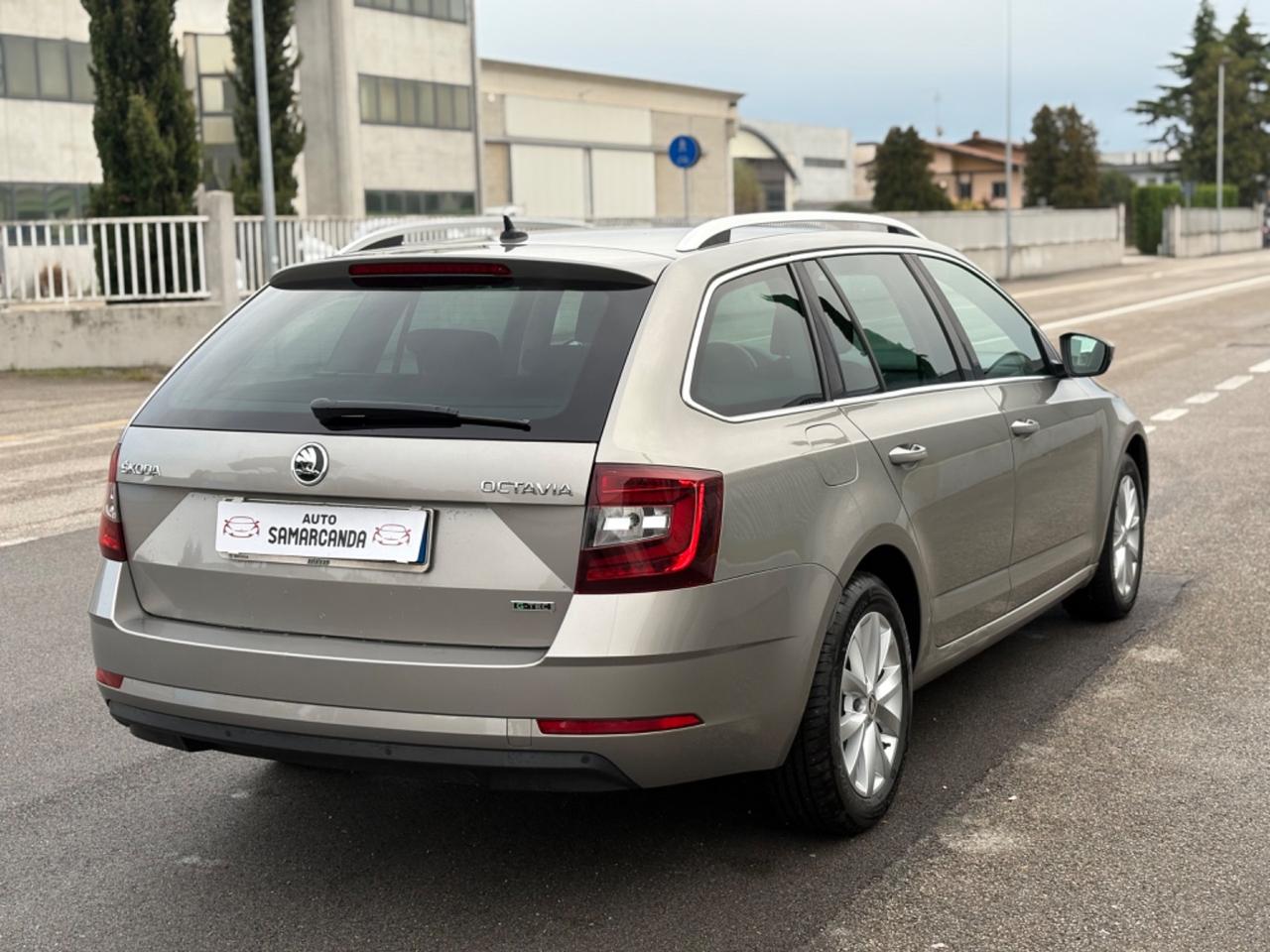 Skoda Octavia 1.4 TSI Wagon Executive G-Tec 2017