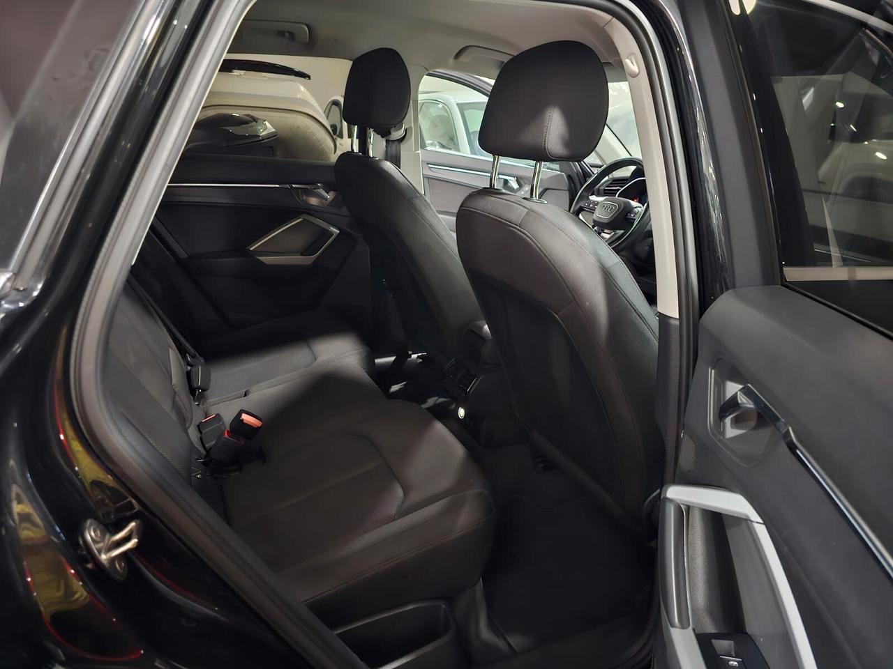 NUOVA AUDI Q3 35 TDI 150CV BLACK EDITION S-TRONIC