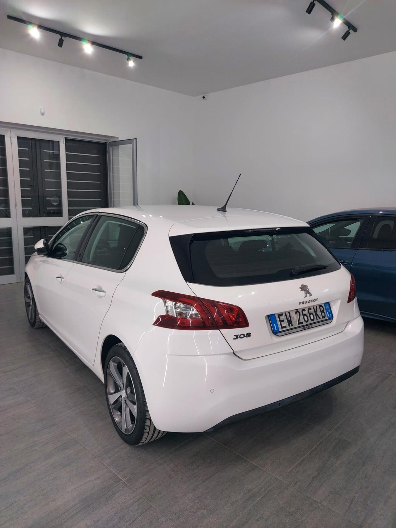 Peugeot 308 1.6 e-HDi 115 CV Stop&Start Allure