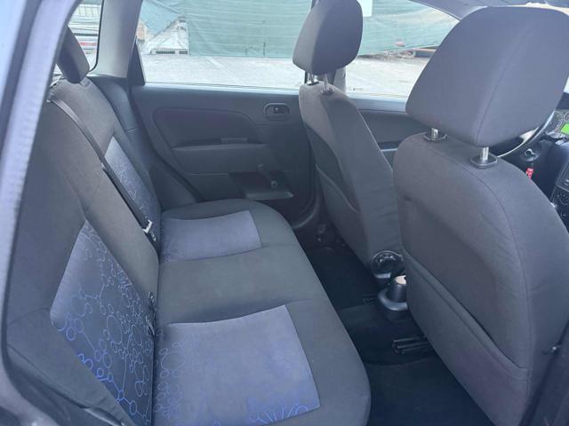 FORD Fiesta 1.2 16V 5p. Ghia senza nessun lavoro da fare