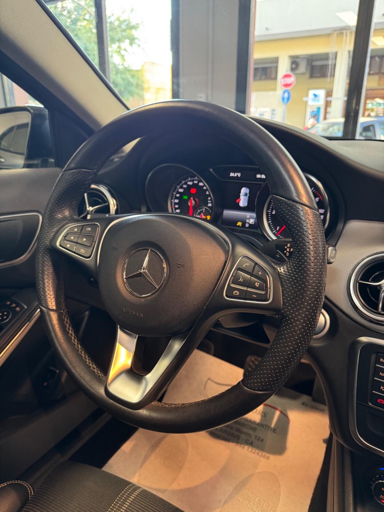 Mercedes-benz GLA 200 d Automatic Sport Tetto apribile
