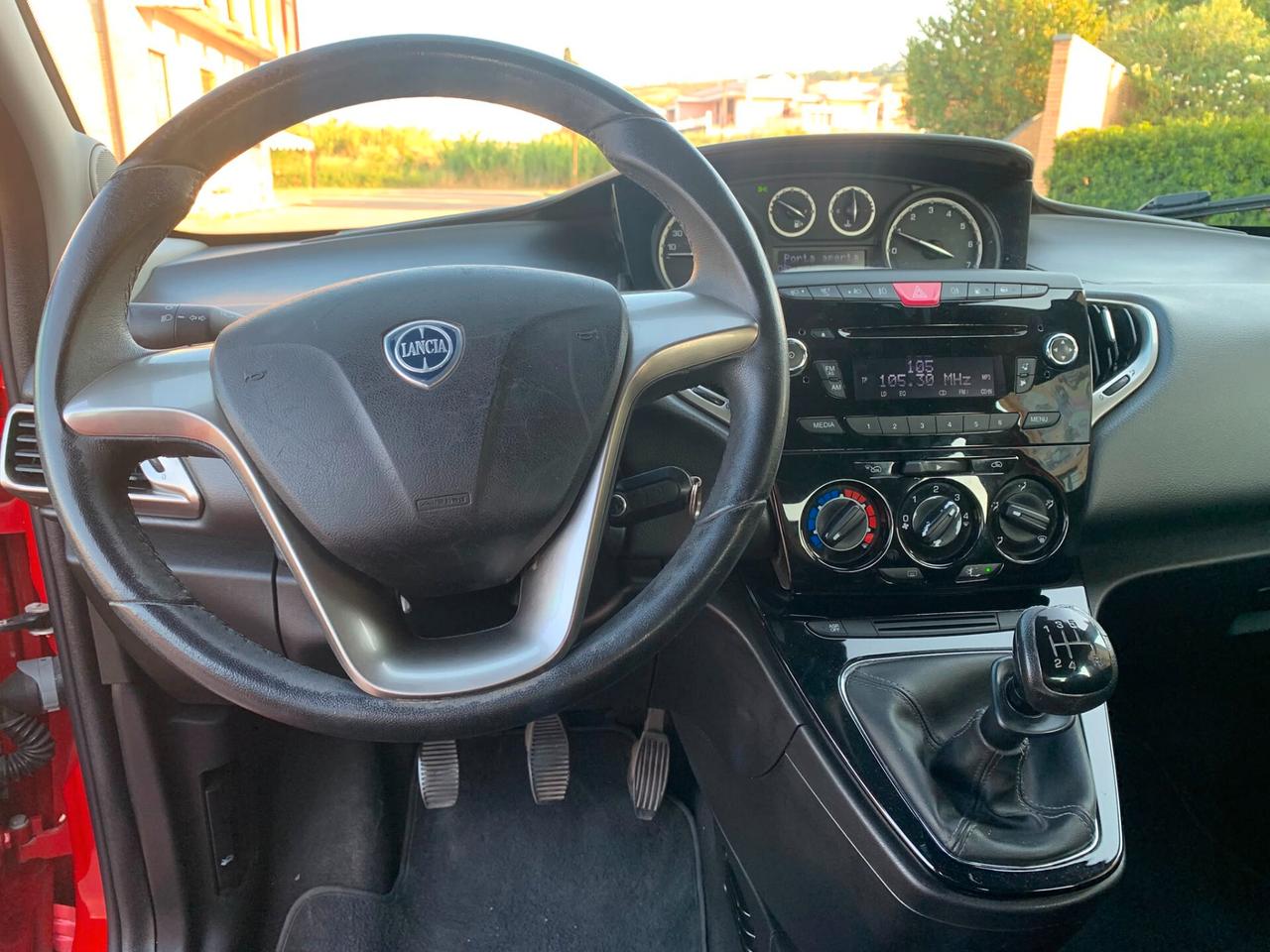 Lancia Ypsilon 1.2 69 CV 5 porte GPL Ecochic Gold