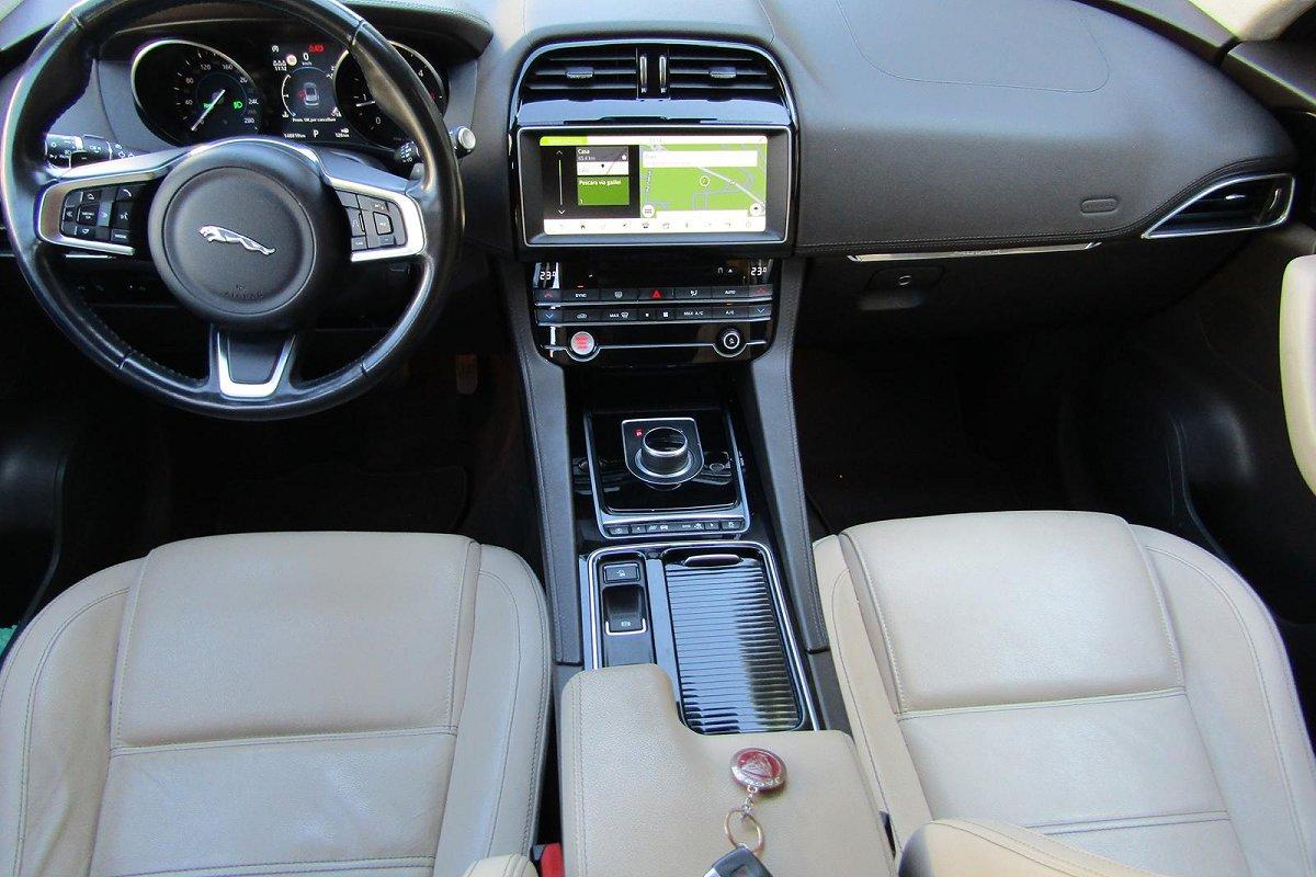 JAGUAR F-Pace 2.0 D 180 CV AWD aut. Prestige