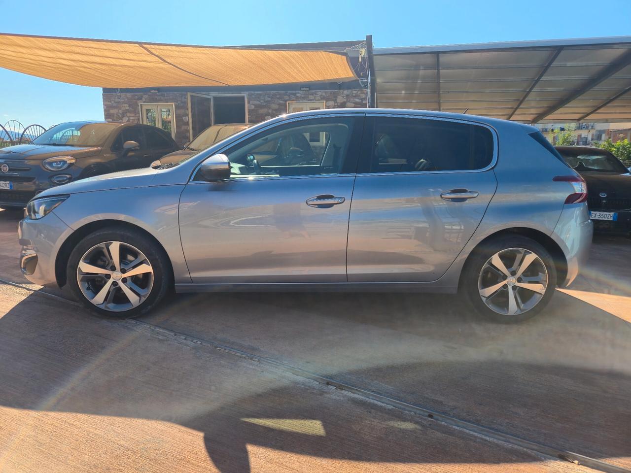 Peugeot 308 BlueHDi 150 S&S Business