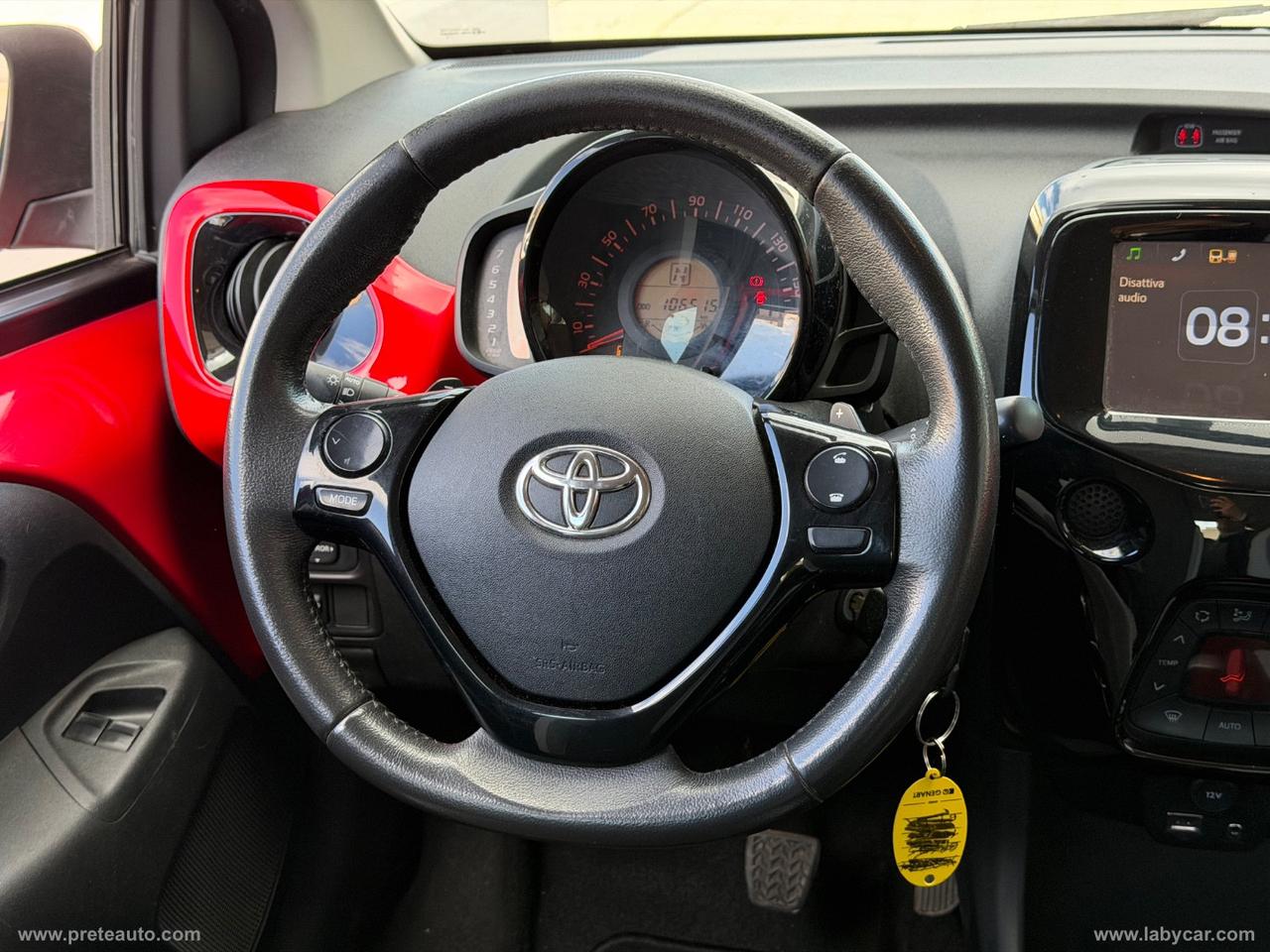 TOYOTA Aygo 1.0 VVT-i 69 CV 5p. x-cool MMT