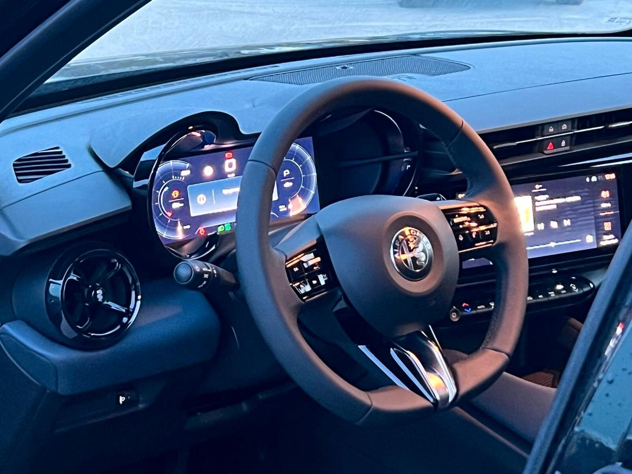 Alfa Romeo Junior 1.2 145 CV Hybrid eDCT6