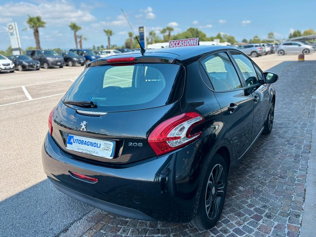 Peugeot 208 ALLURE 1.2 VTi 82 CV 5 porte