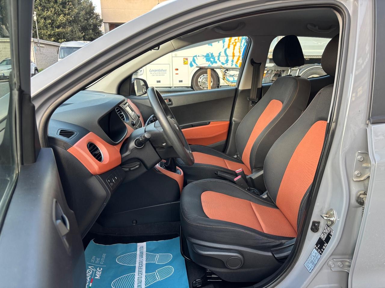 HYUNDAI i10 1.0 BENZINA 5 PORTE PERFETTA 5 POSTI NEOPATENTATI